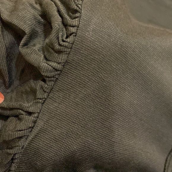 Development green dress - Picture 4 of 6